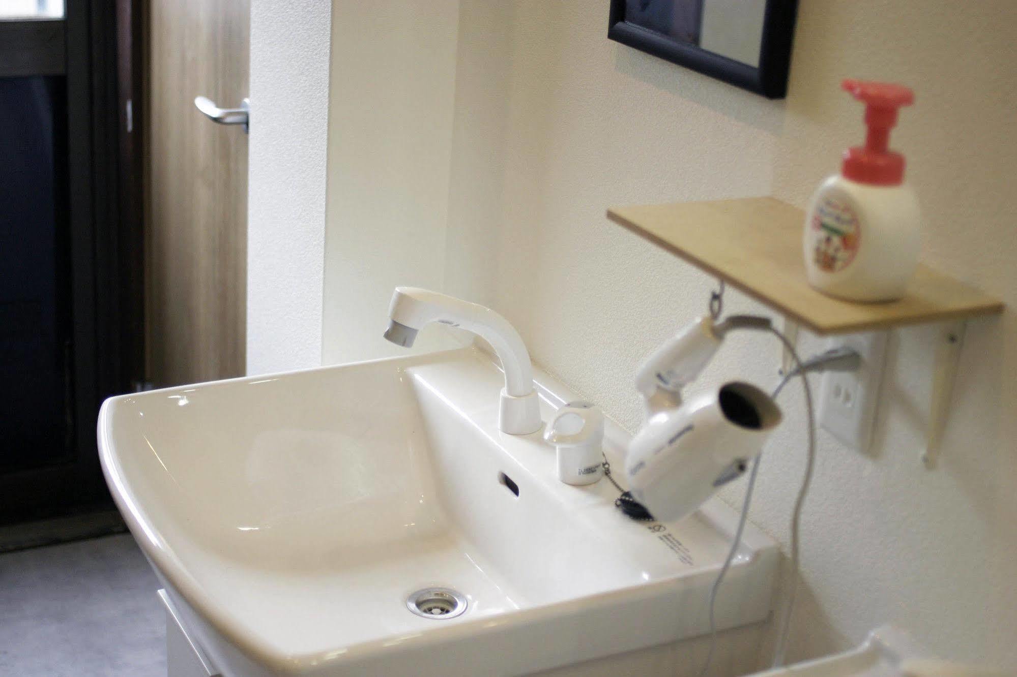 Guesthouse Sensu Tōkyō Extérieur photo